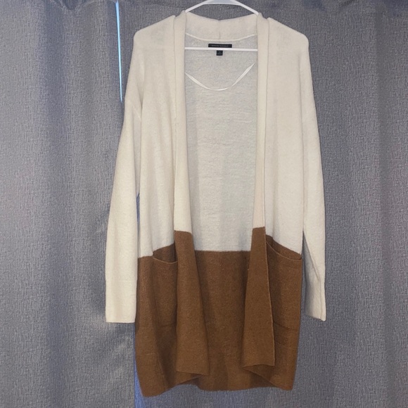 Banana Republic Factory Sweaters - Banana Republic Factory White and Brown Sweater Cardigan Size S